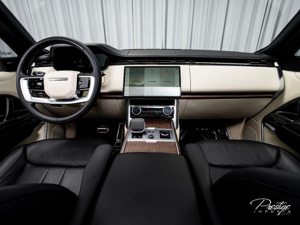 2023 Land Rover Range Rover P530 SE LWB 7 Seat North Miami Beach FL