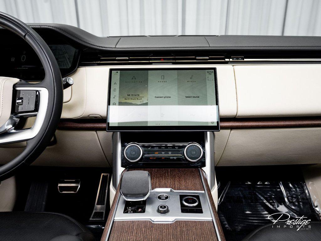 2023 Land Rover Range Rover P530 SE LWB 7 Seat North Miami Beach FL