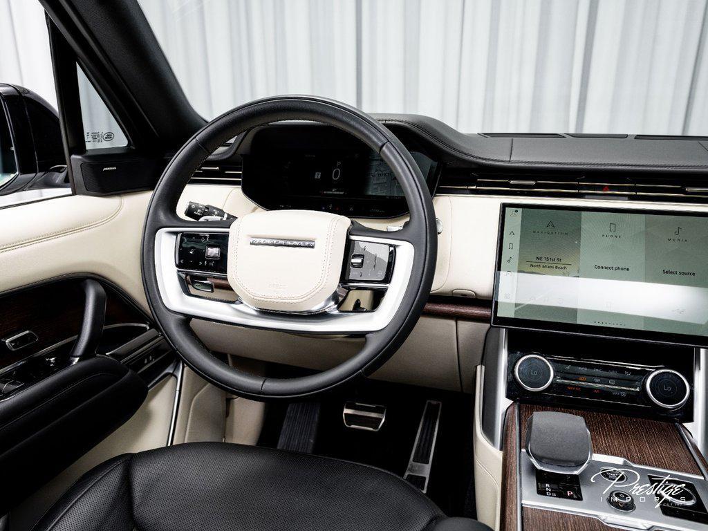2023 Land Rover Range Rover P530 SE LWB 7 Seat North Miami Beach FL