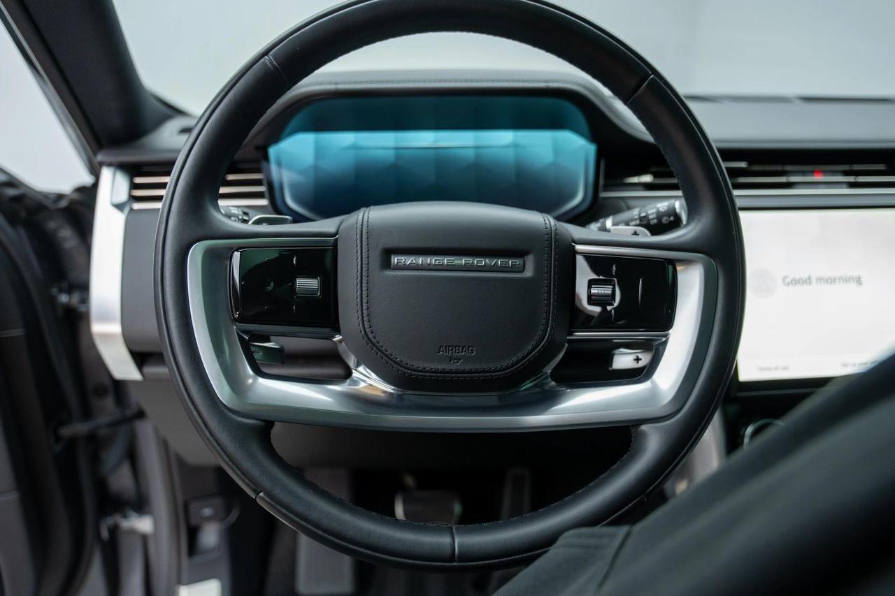 2023 Land Rover Range Rover P530 SE LWB 7 Sport Utility 4D St. Louis MO