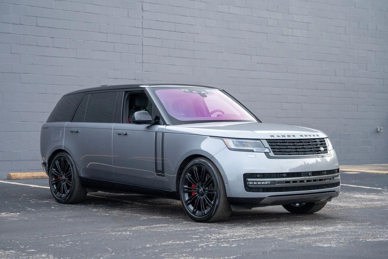 2023 Land Rover Range Rover P530 SE LWB 7 Sport Utility 4D St. Louis MO