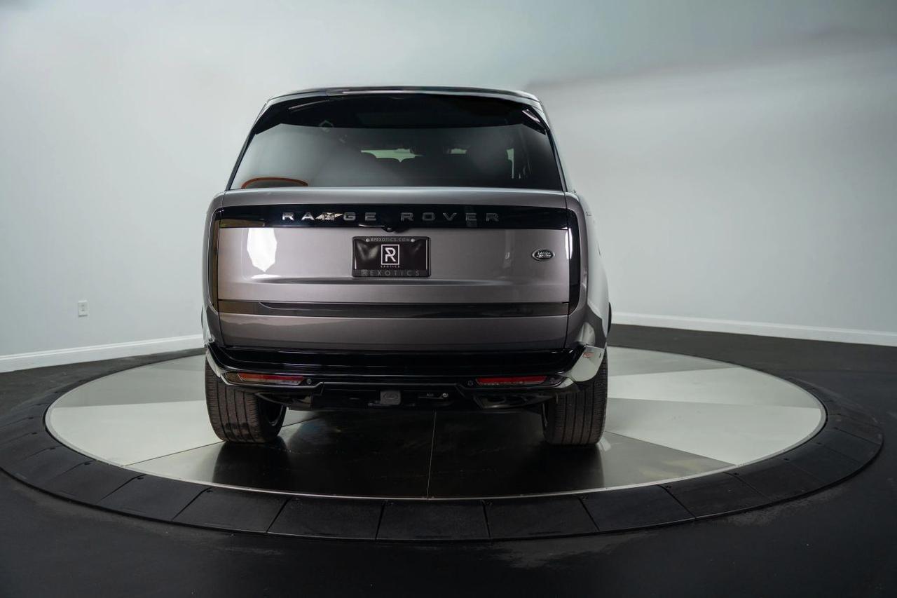 2023 Land Rover Range Rover P530 SE LWB 7 Sport Utility 4D St. Louis MO