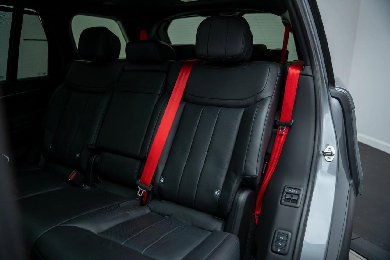 2023 Land Rover Range Rover P530 SE LWB 7 Sport Utility 4D St. Louis MO