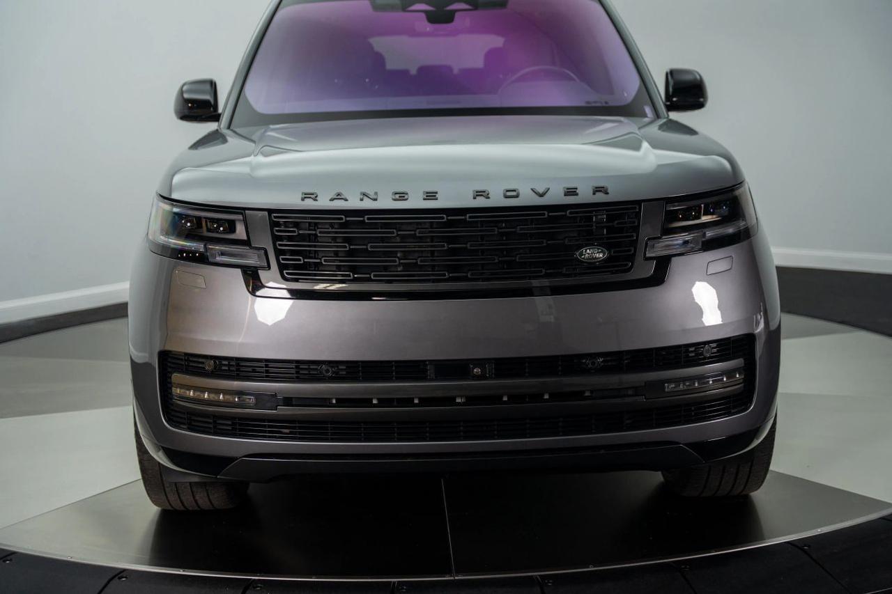 2023 Land Rover Range Rover P530 SE LWB 7 Sport Utility 4D St. Louis MO