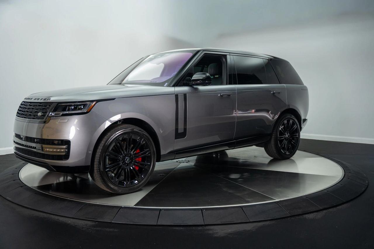 2023 Land Rover Range Rover P530 SE LWB 7 Sport Utility 4D St. Louis MO