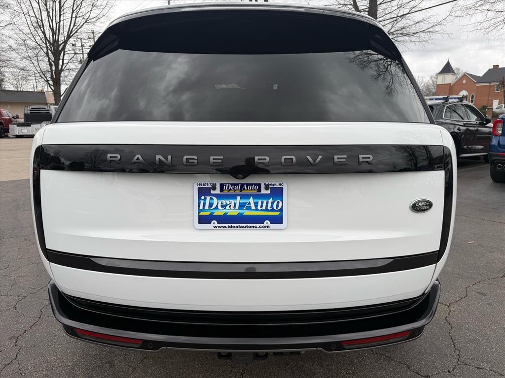 2023 Land Rover Range Rover P530 SE LWB