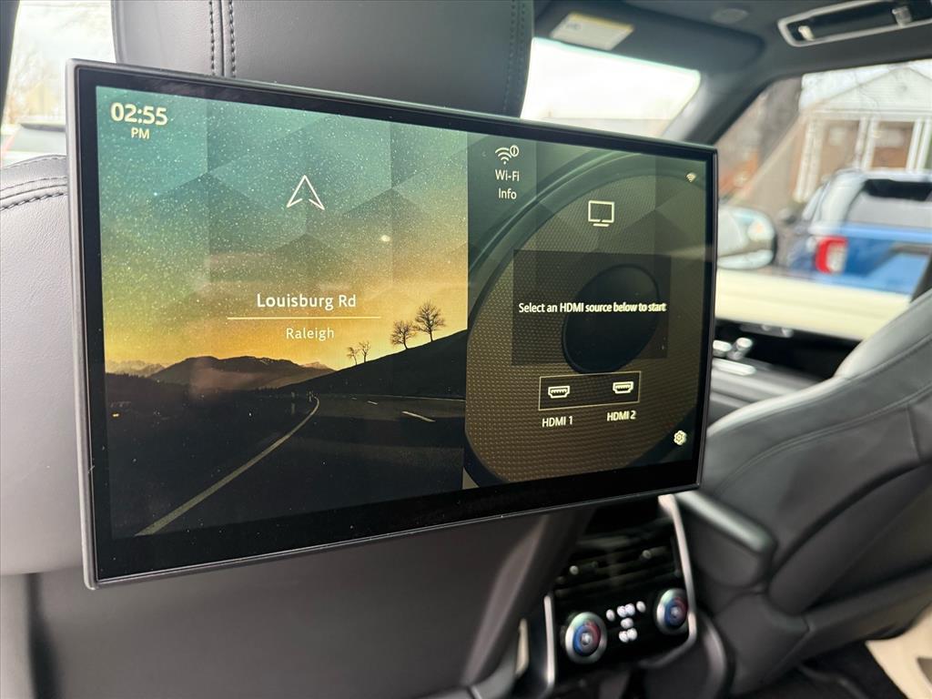 2023 Land Rover Range Rover P530 SE LWB