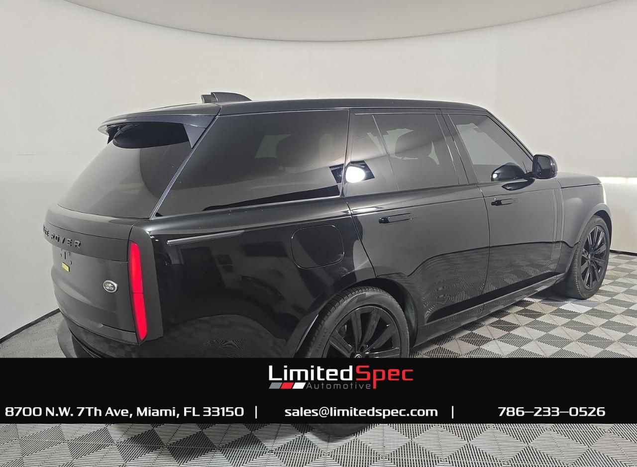 2023 Land Rover Range Rover P530 SE Sport Utility 4D Miami FL