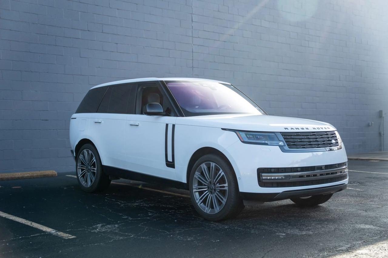 2023 Land Rover Range Rover P530 SE Sport Utility 4D St. Louis MO