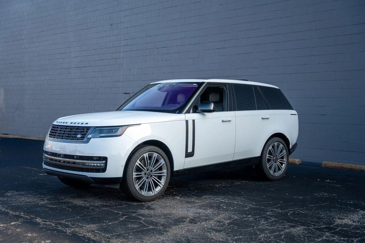 2023 Land Rover Range Rover P530 SE Sport Utility 4D St. Louis MO