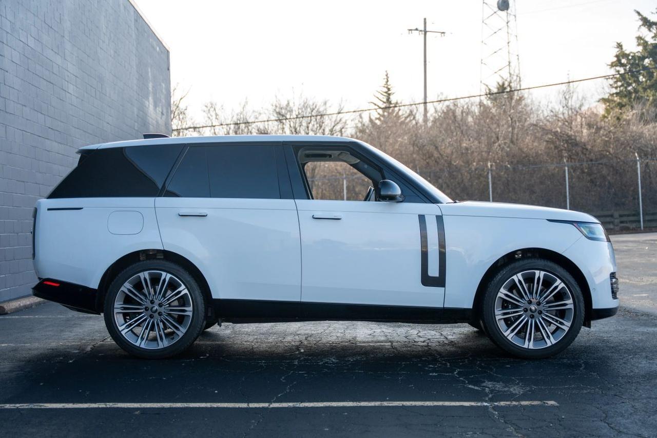 2023 Land Rover Range Rover P530 SE Sport Utility 4D St. Louis MO