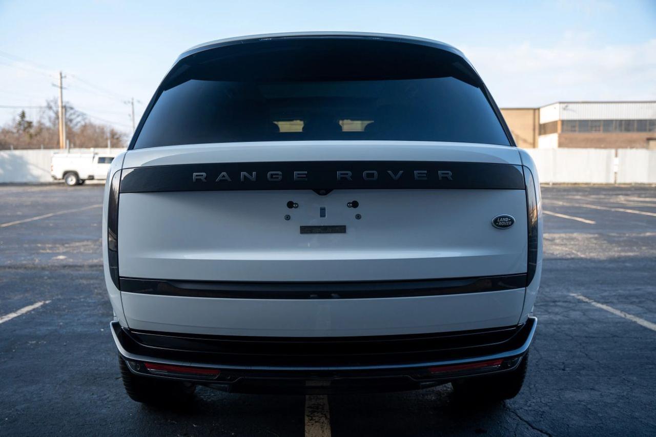 2023 Land Rover Range Rover P530 SE Sport Utility 4D St. Louis MO