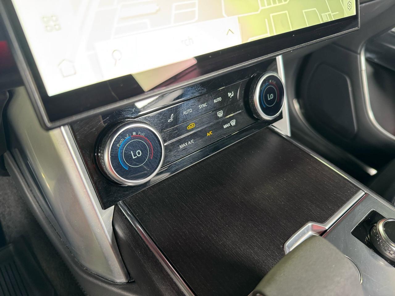 2023 Land Rover Range Rover P530 SE extended leather, Meridian 3D Surround audio system, rear infotainment system & MUCH MORE!! Fort Lauderdale FL