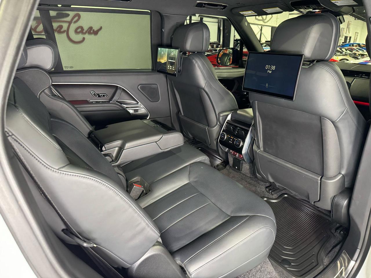 2023 Land Rover Range Rover P530 SE extended leather, Meridian 3D Surround audio system, rear infotainment system & MUCH MORE!! Fort Lauderdale FL