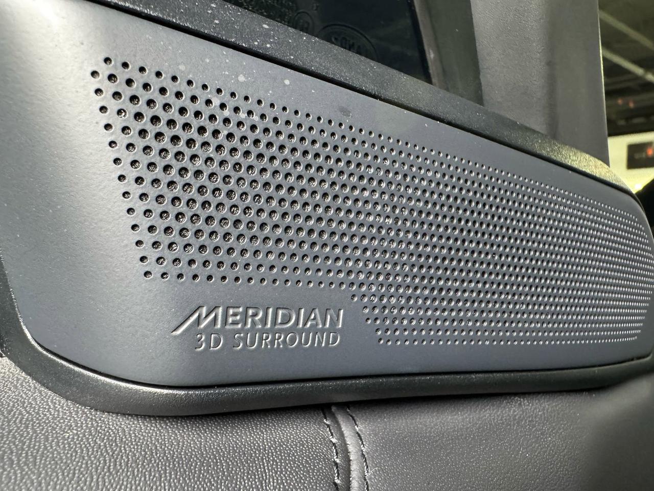 2023 Land Rover Range Rover P530 SE extended leather, Meridian 3D Surround audio system, rear infotainment system & MUCH MORE!! Fort Lauderdale FL