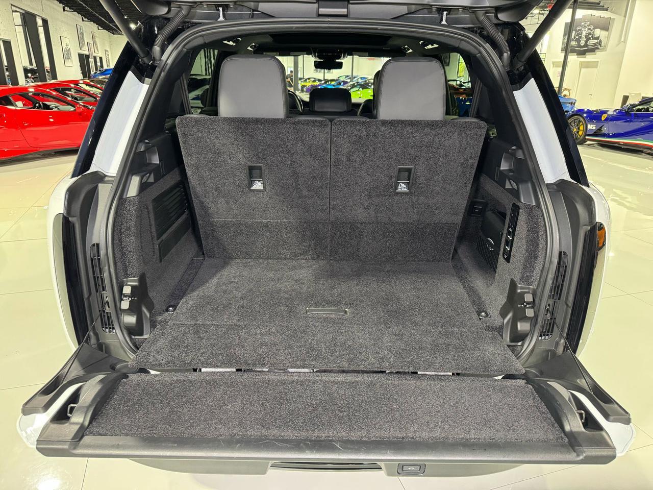 2023 Land Rover Range Rover P530 SE extended leather, Meridian 3D Surround audio system, rear infotainment system & MUCH MORE!! Fort Lauderdale FL