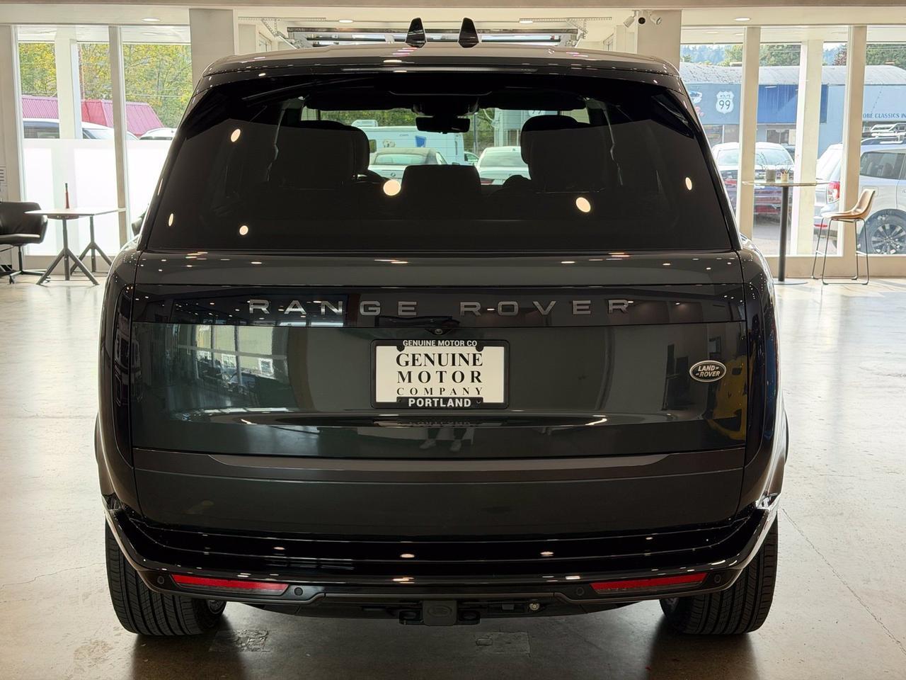 2023 Land Rover Range Rover Plug-In Hybrid SE Gladstone OR