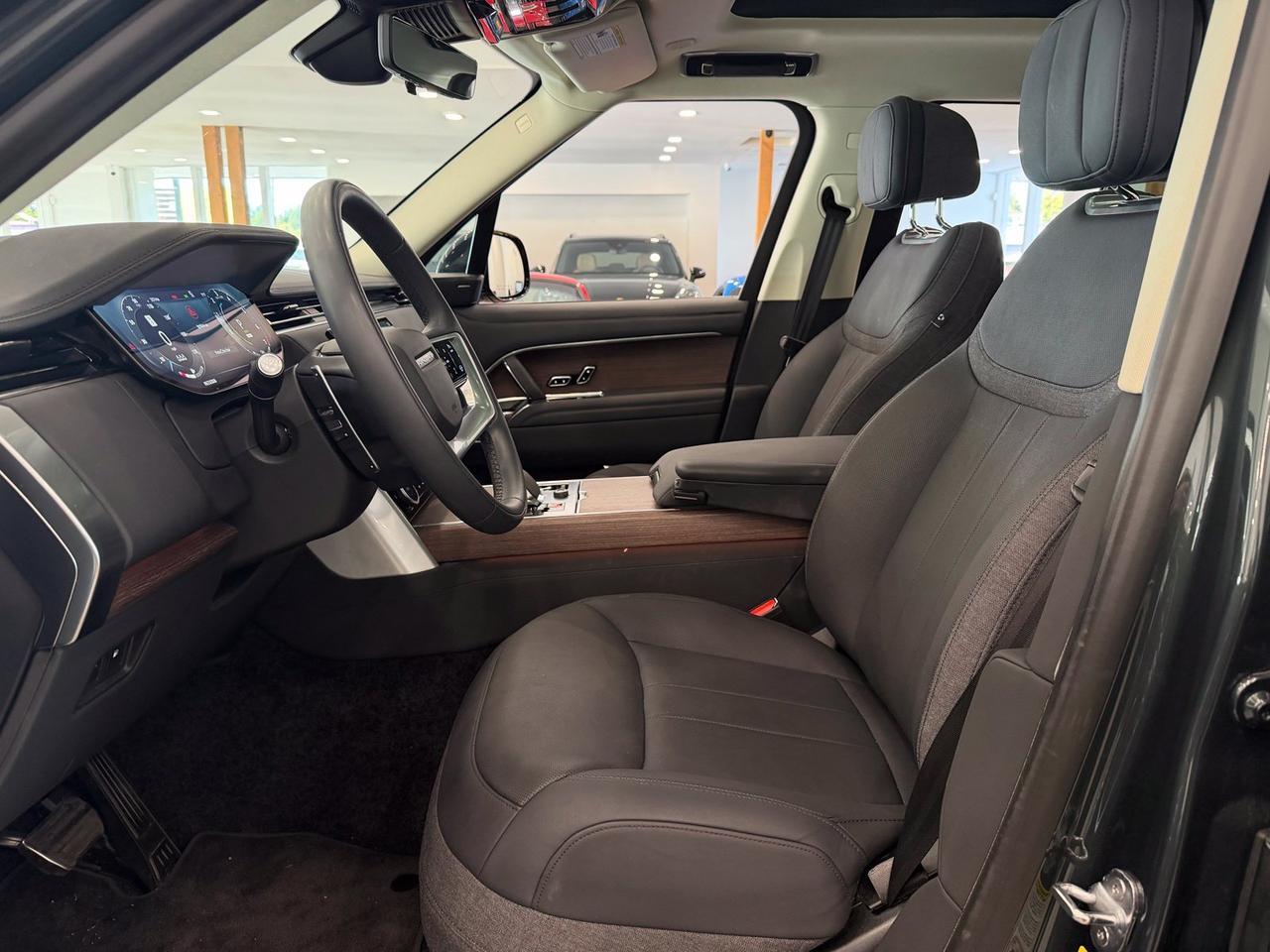2023 Land Rover Range Rover Plug-In Hybrid SE Gladstone OR