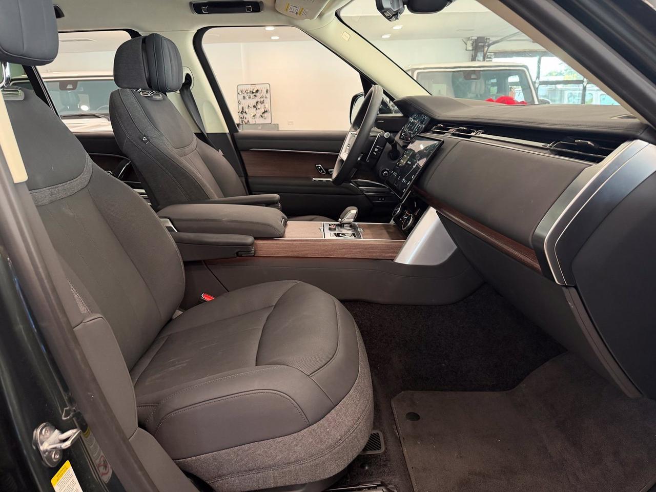2023 Land Rover Range Rover Plug-In Hybrid SE Gladstone OR