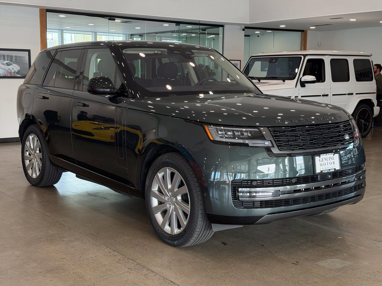 2023 Land Rover Range Rover Plug-In Hybrid SE