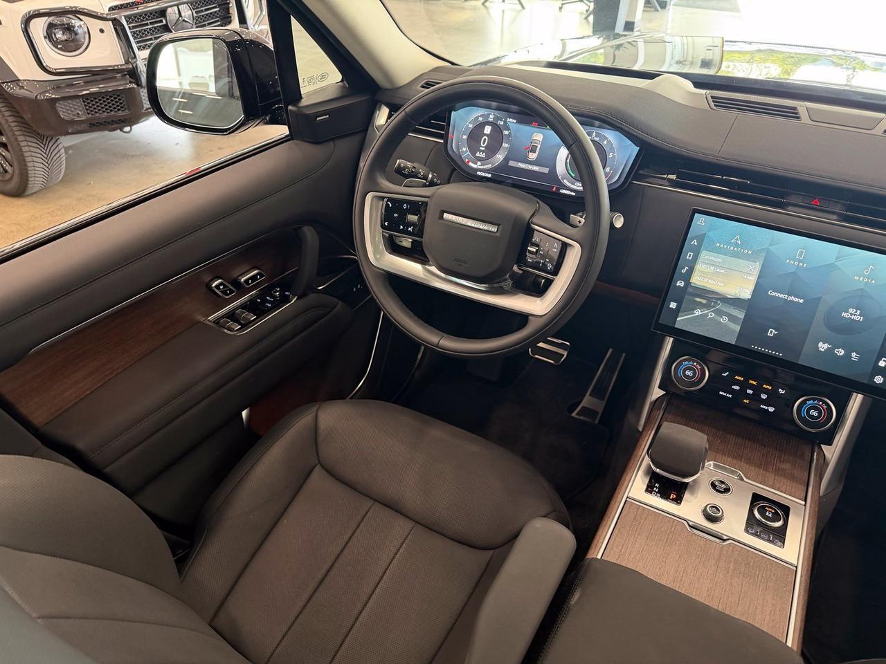 2023 Land Rover Range Rover Plug-In Hybrid SE Gladstone OR