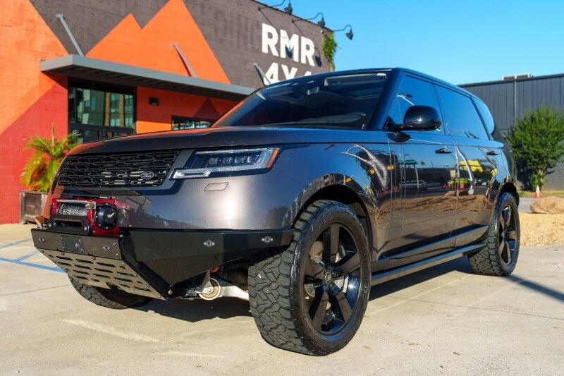 2023 Land Rover Range Rover SE