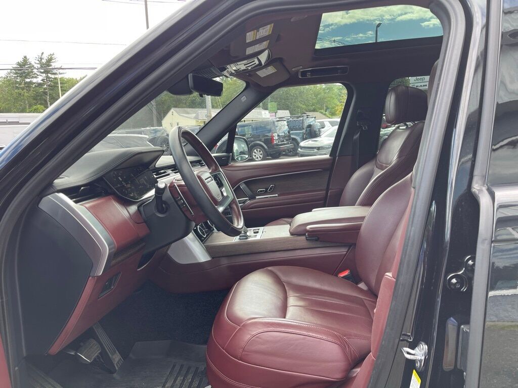 2023 Land Rover Range Rover SE Orange MA