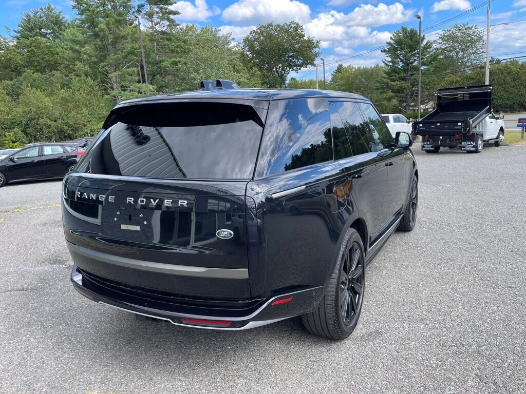 2023 Land Rover Range Rover SE Orange MA