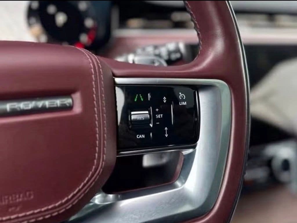 2023 Land Rover Range Rover SE Orange MA