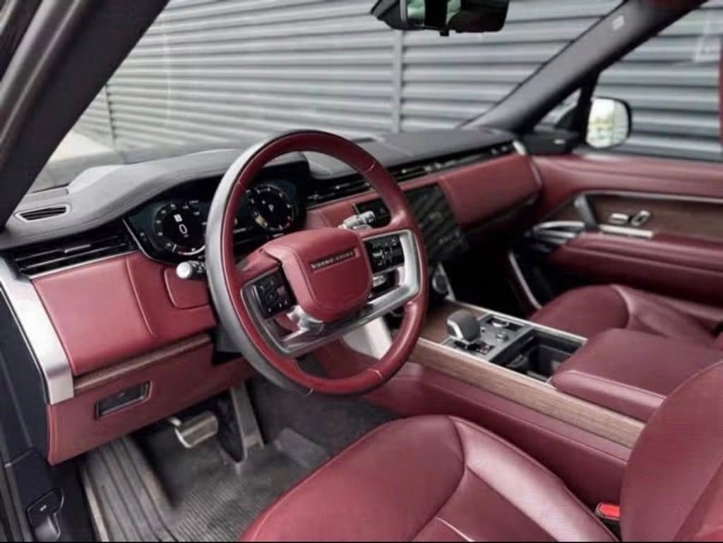 2023 Land Rover Range Rover SE Orange MA