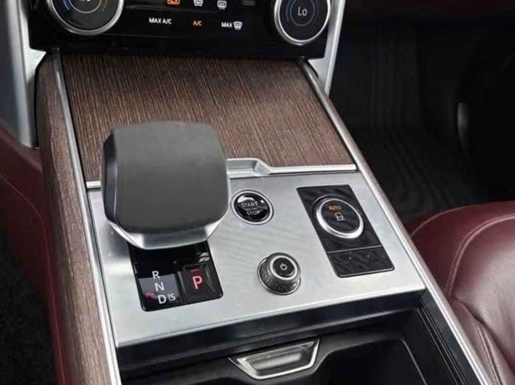 2023 Land Rover Range Rover SE Orange MA