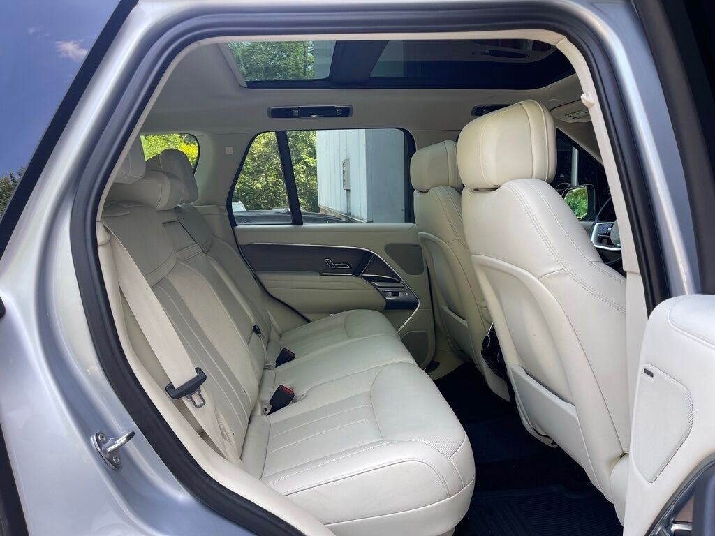 2023 Land Rover Range Rover SE Orange MA