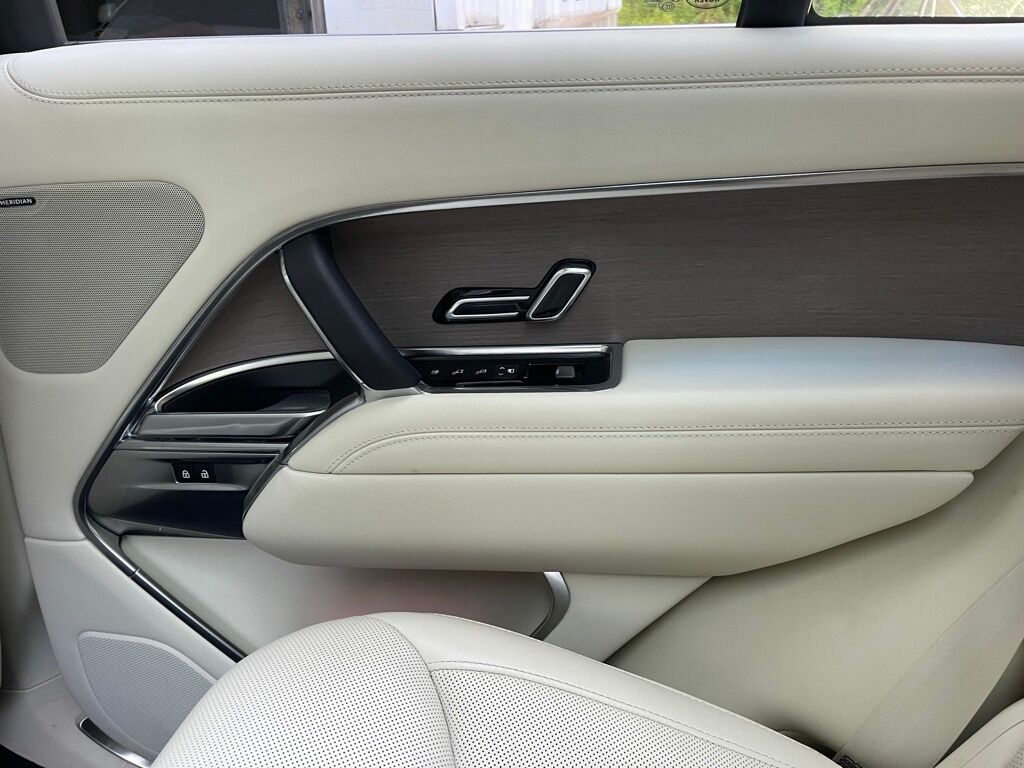 2023 Land Rover Range Rover SE Orange MA