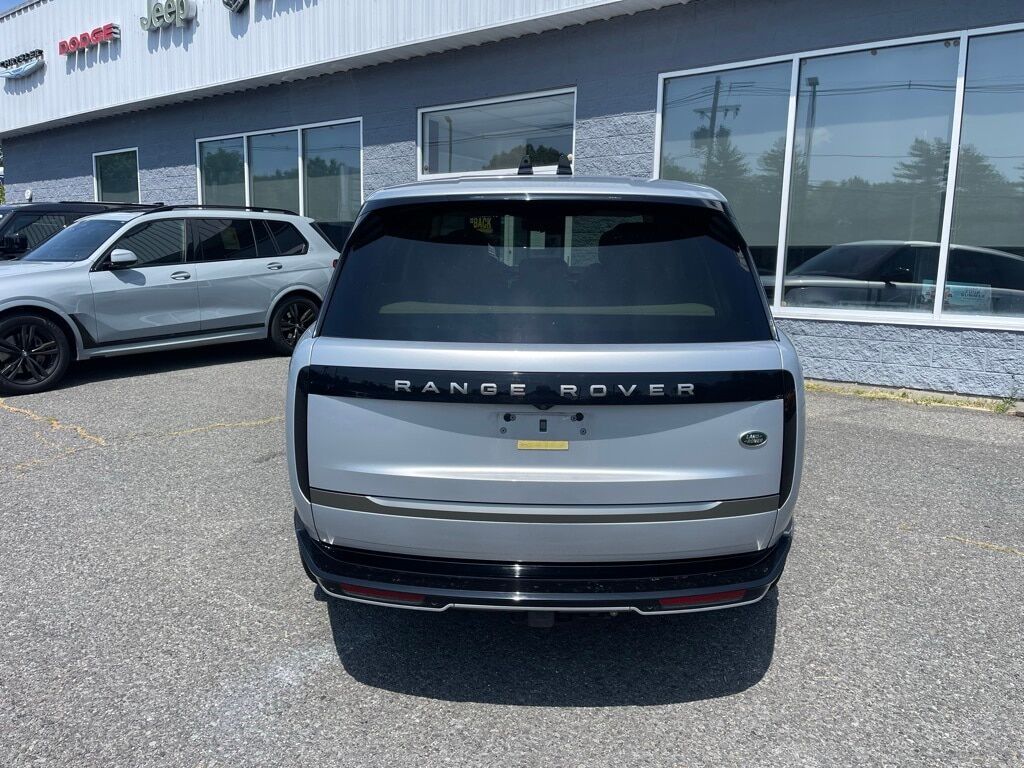2023 Land Rover Range Rover SE Orange MA