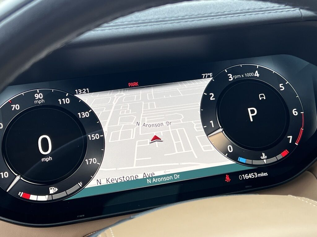 2023 Land Rover Range Rover SE photo 20