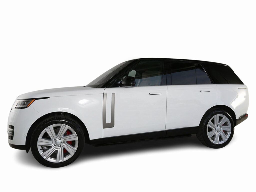 2023 Land Rover Range Rover SE photo 2