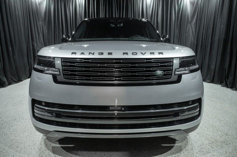 2023 Land Rover Range Rover SE LWB 7 Seat SUV