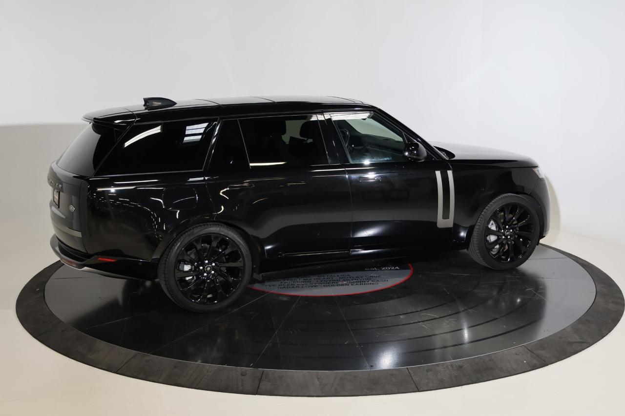 2023 Land Rover Range Rover SE LWB V8 w/THIRD ROW SEATING Franklin TN