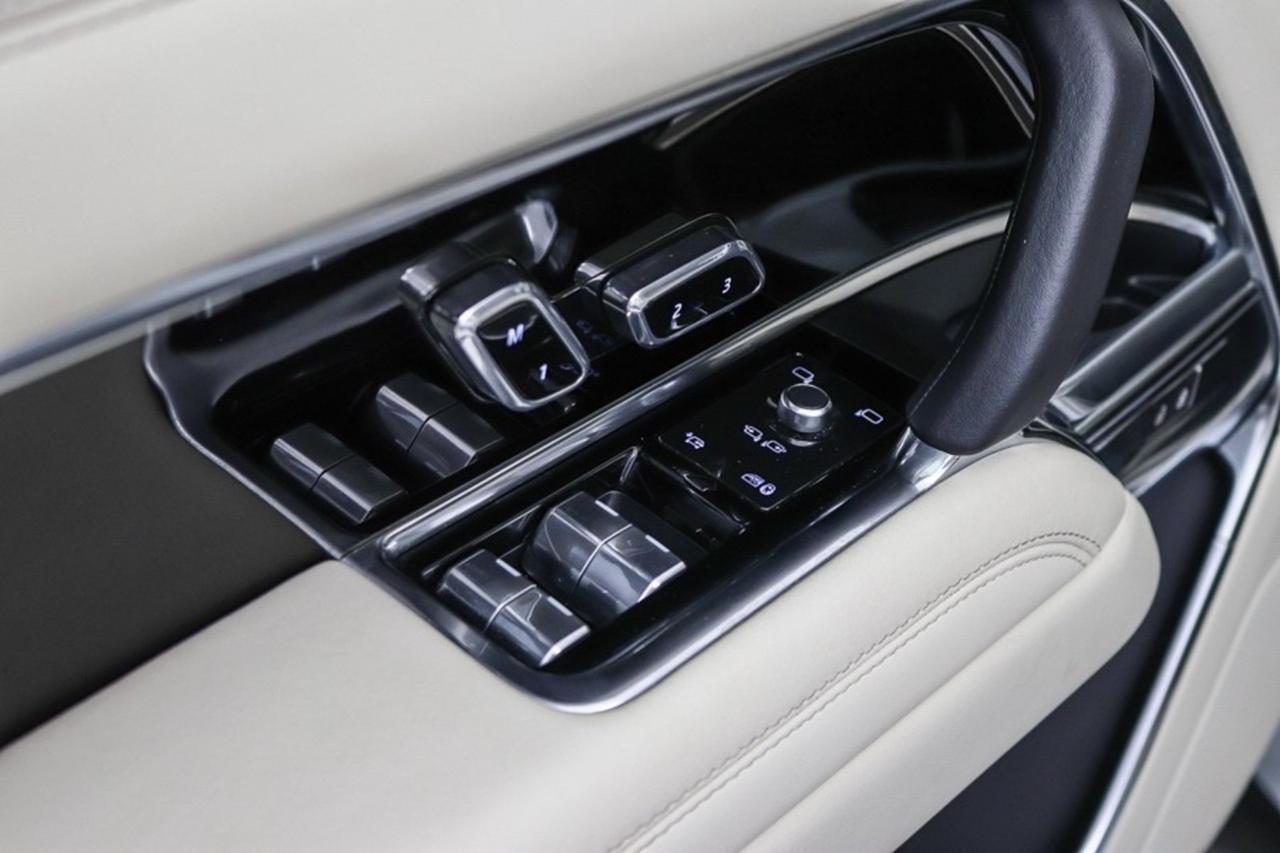 2023 Land Rover Range Rover SE Newport Beach CA