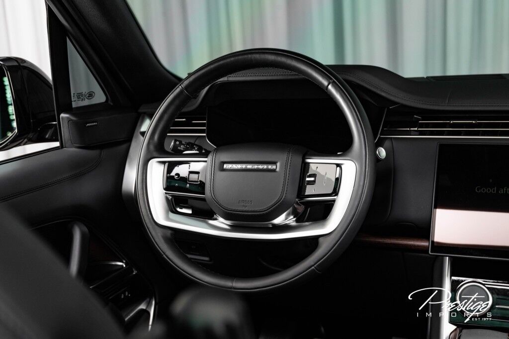 2023 Land Rover Range Rover SE North Miami Beach FL