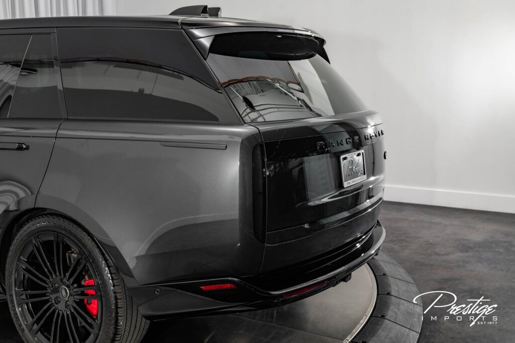 2023 Land Rover Range Rover SE North Miami Beach FL