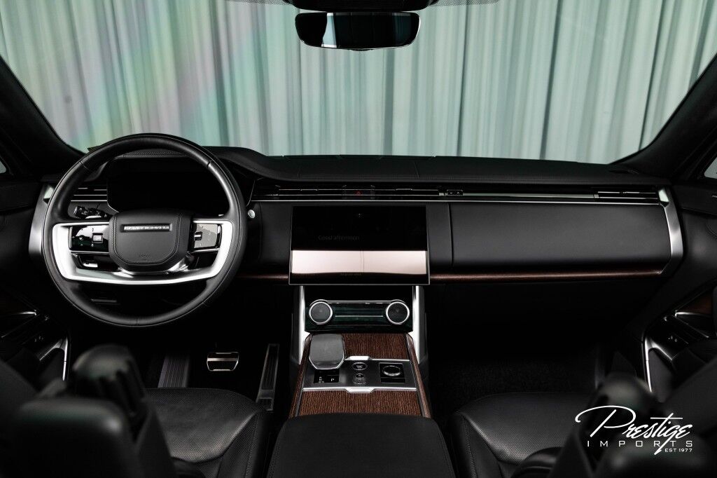 2023 Land Rover Range Rover SE North Miami Beach FL