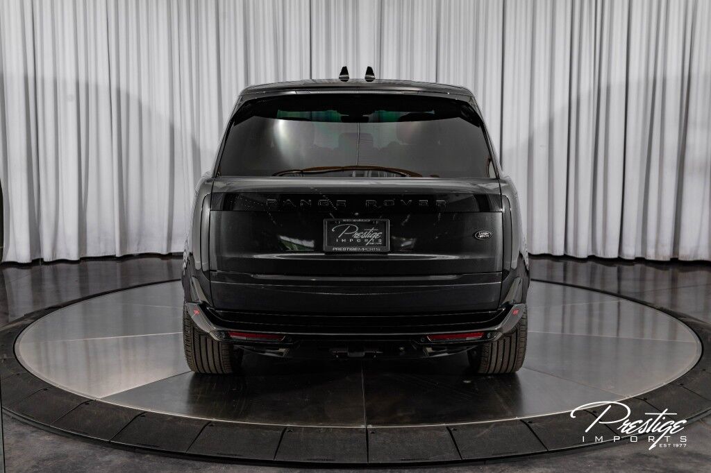 2023 Land Rover Range Rover SE North Miami Beach FL