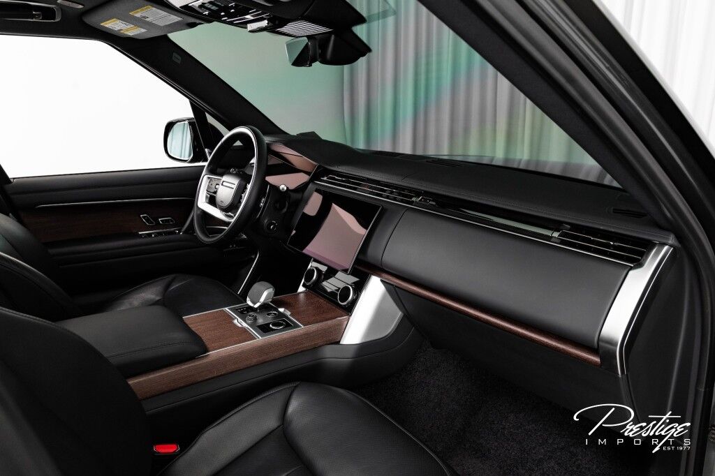 2023 Land Rover Range Rover SE North Miami Beach FL