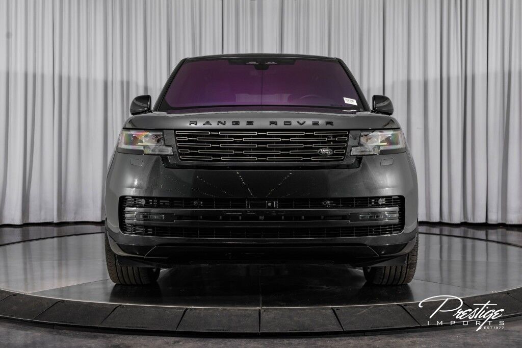 2023 Land Rover Range Rover SE