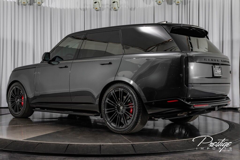 2023 Land Rover Range Rover SE North Miami Beach FL