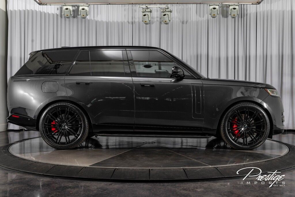 2023 Land Rover Range Rover SE North Miami Beach FL