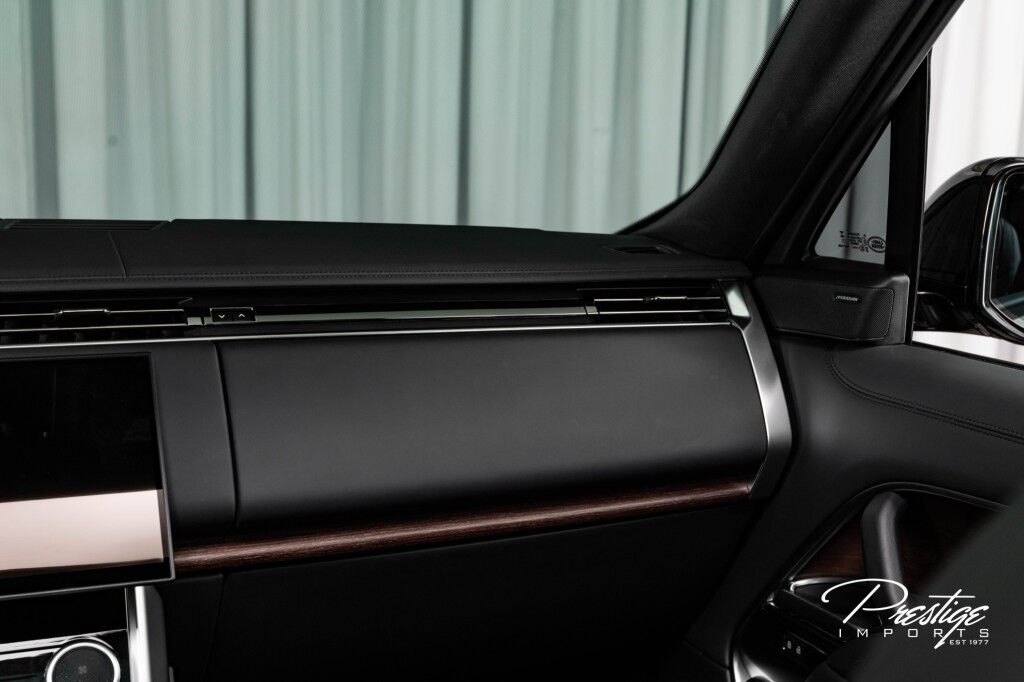 2023 Land Rover Range Rover SE North Miami Beach FL