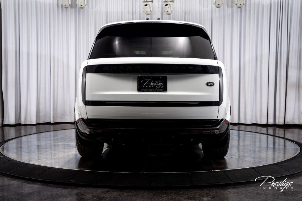 2023 Land Rover Range Rover SE North Miami Beach FL