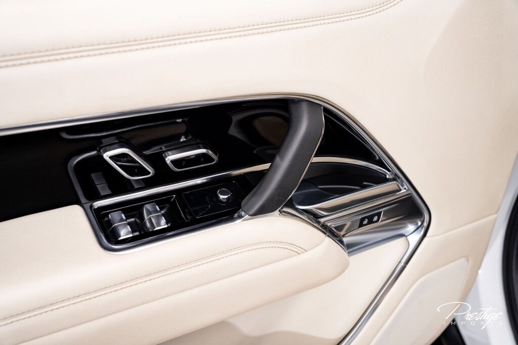 2023 Land Rover Range Rover SE North Miami Beach FL